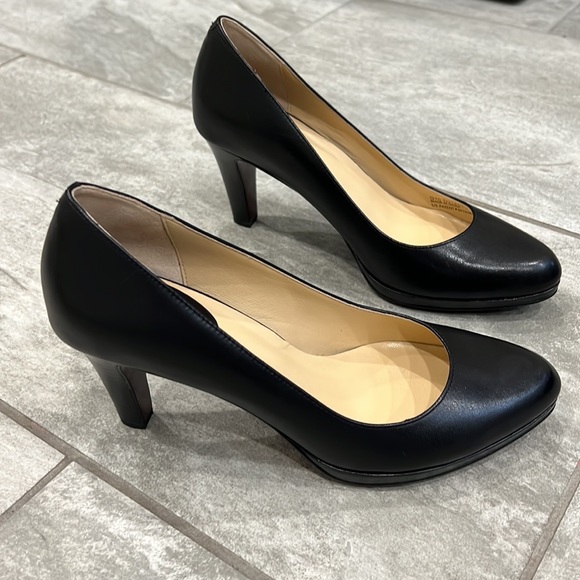 Cole Haan New Air Margot Pump in black size 7B - Picture 2 of 6